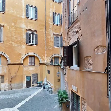 Pantheon Rondanini *