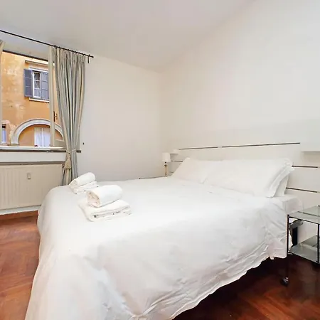 Apartamento Pantheon Rondanini