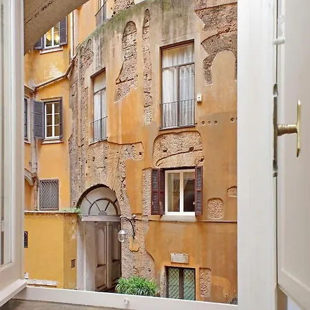 Pantheon Rondanini Διαμέρισμα