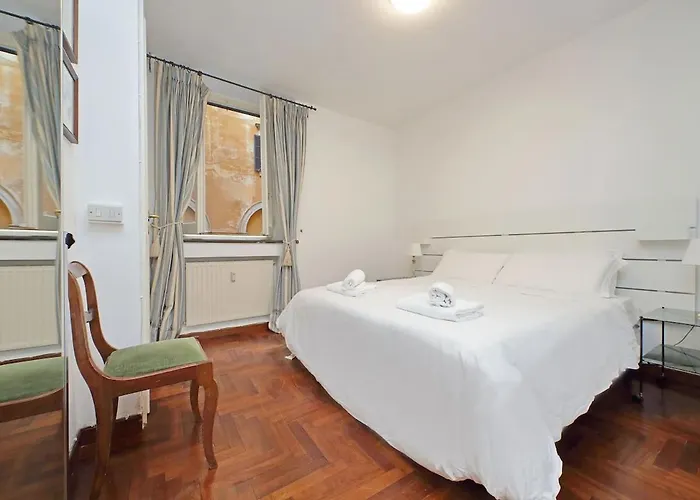 Pantheon Rondanini * Rome